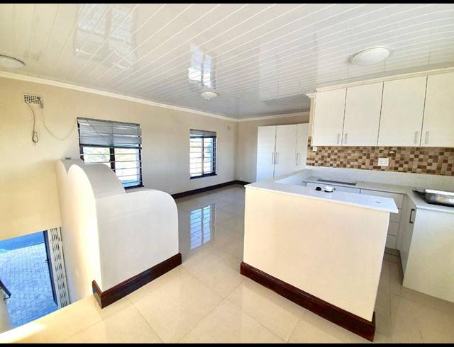1 BEDROOM APARTMENT TO LET IN TOWNSEND ESTATE